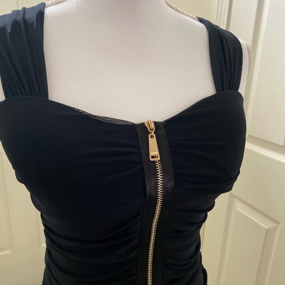 French Front Zipper Top - Picture 6 of 8